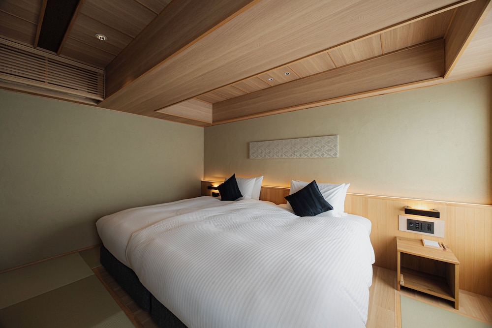 yugen kyoto shijo 18/49