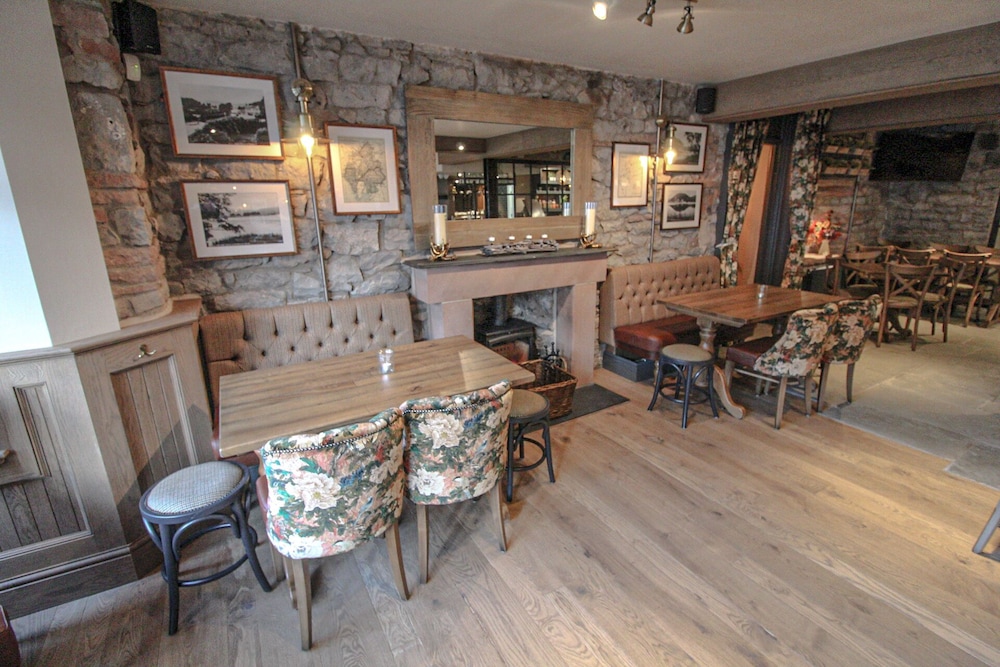 Pooley Bridge Inn 32/50