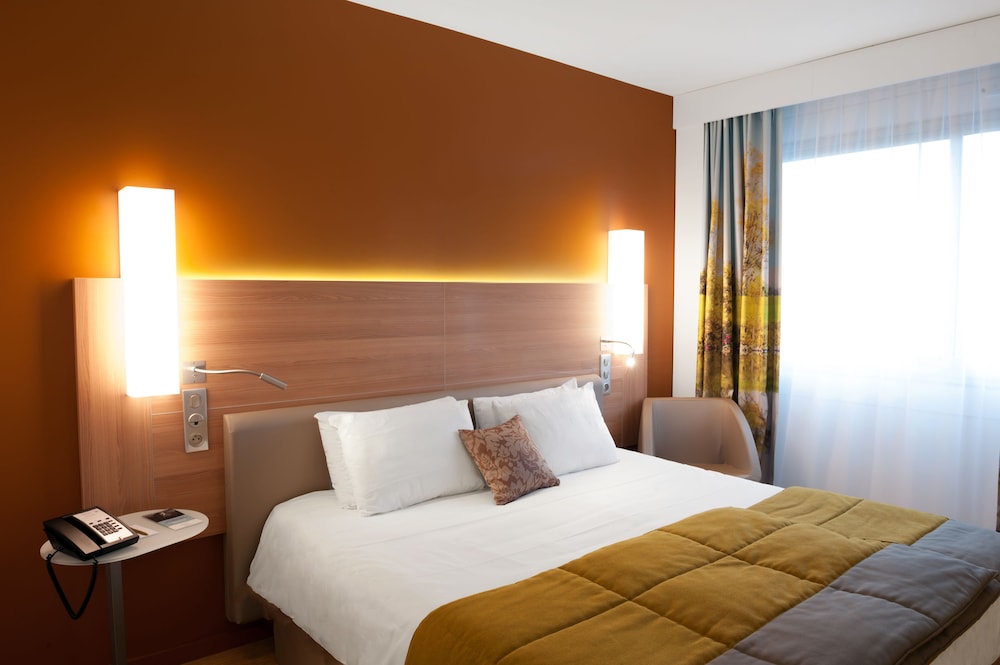 Mercure Macon Bord De Saone 26/67