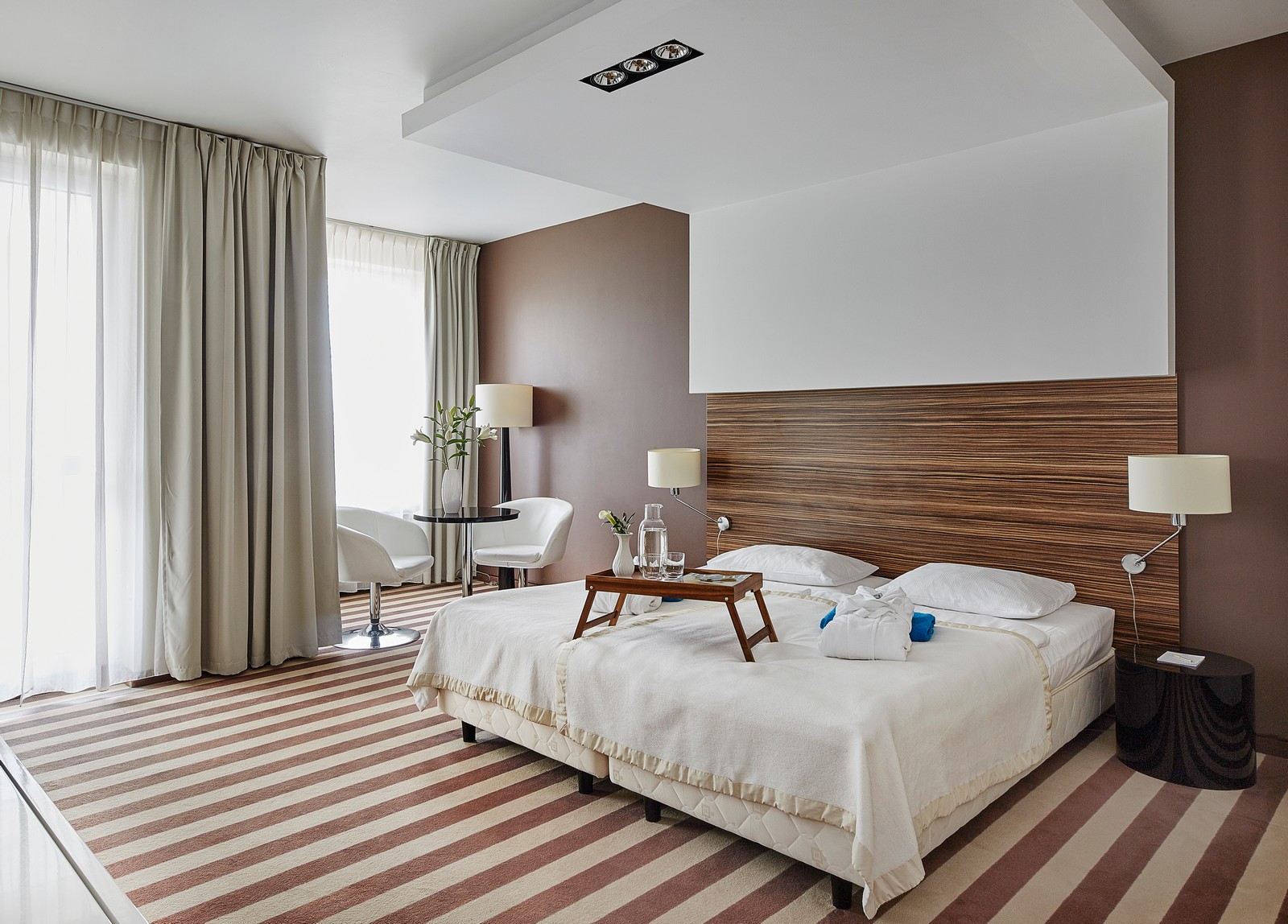 Comfort, Double or Twin Bed