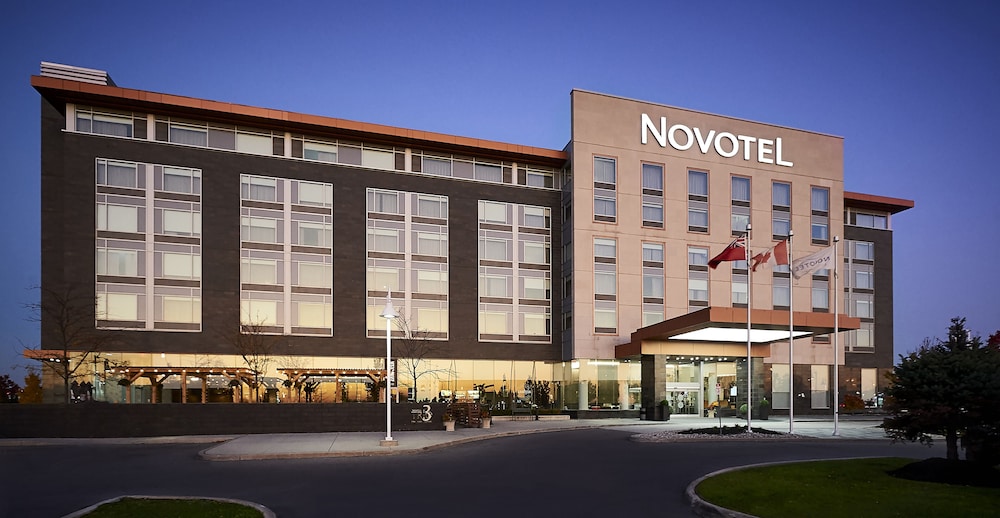 Novotel Toronto Vaughan 2/65