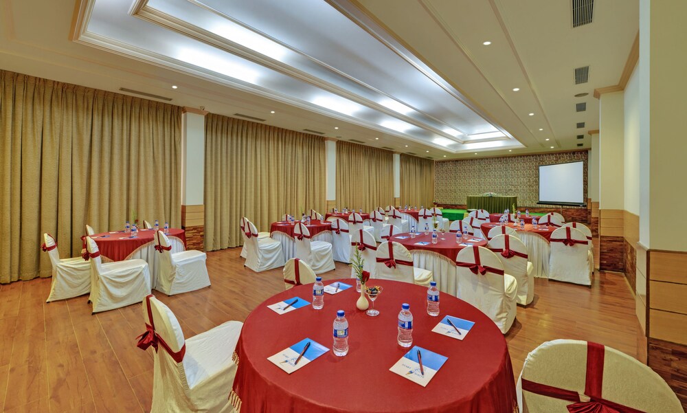 SRM HOTEL 26/41