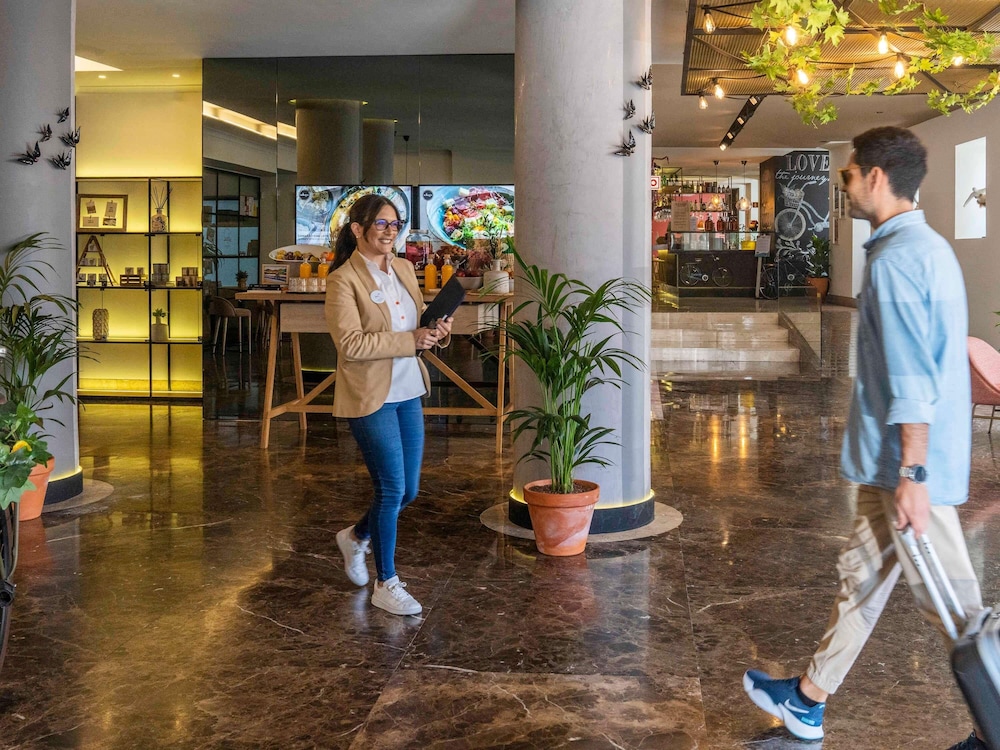 Mercure Porto Centro Santa Catarina 9/81