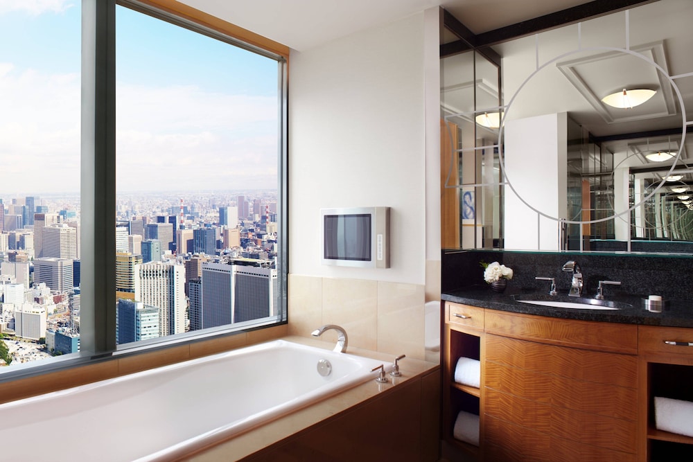 The Ritz Carlton Tokyo 17/30