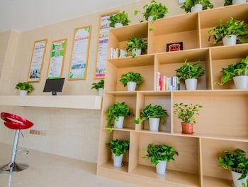 Greentree Inn Nantong Tongzhou Zhangzhishan Town Deli Square Express Hotel 7/29