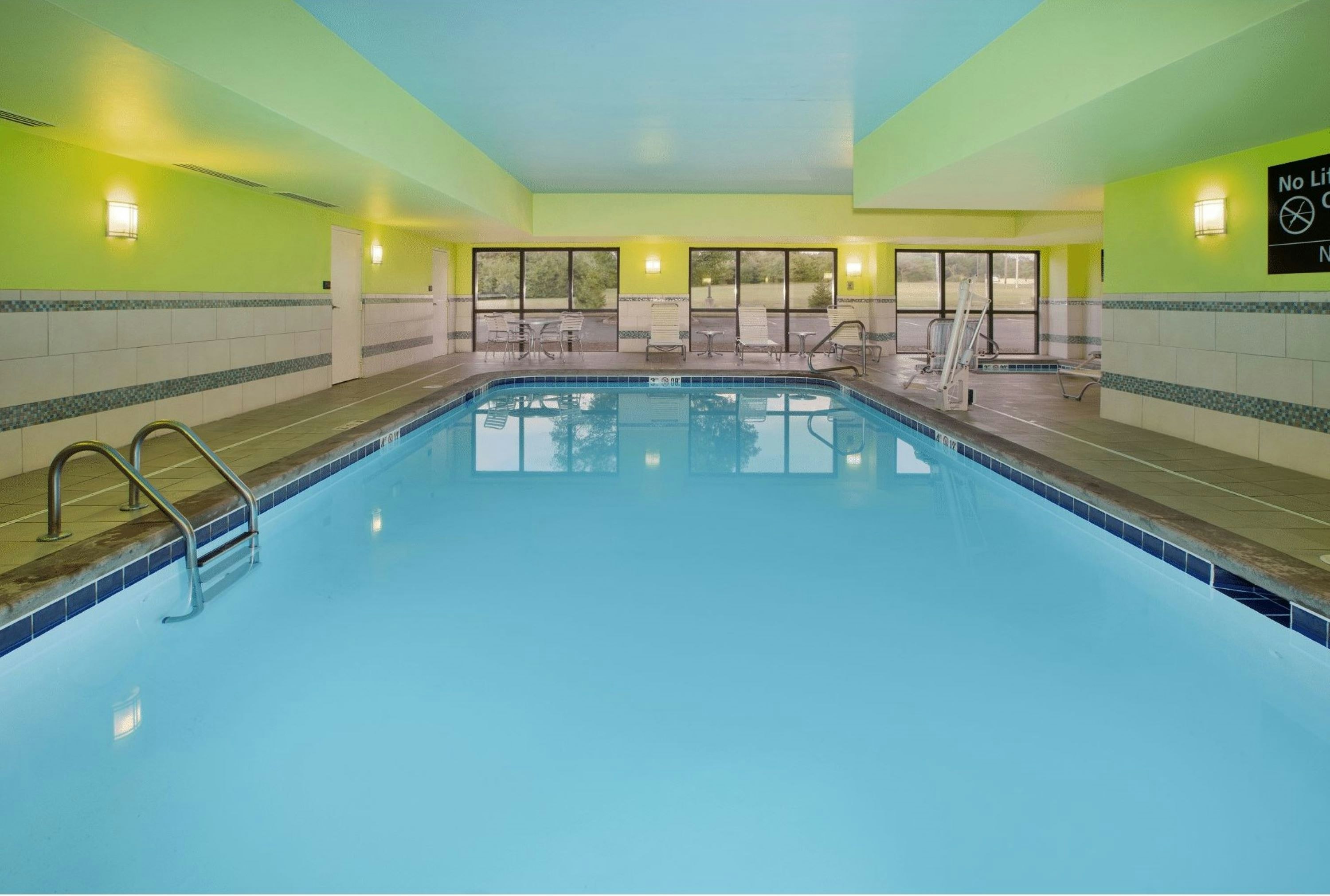 Hampton Inn Cincinnati Northwest Fairfield 29/50