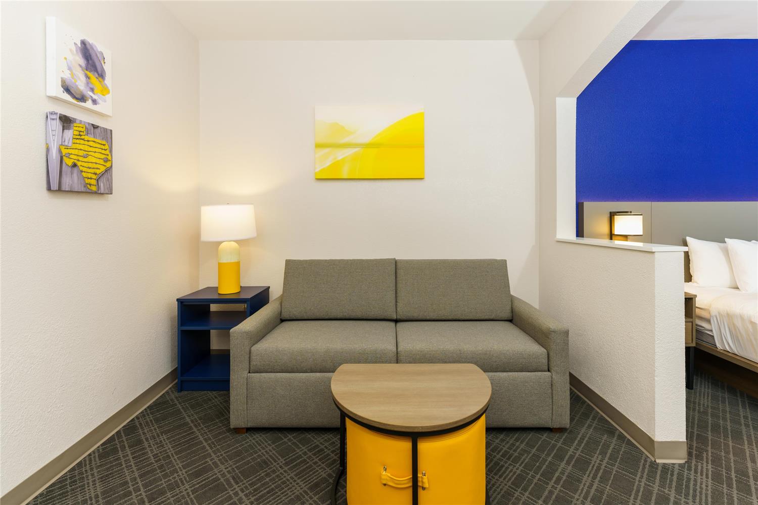 Comfort Suites University Drive, College Station, TX 29/41