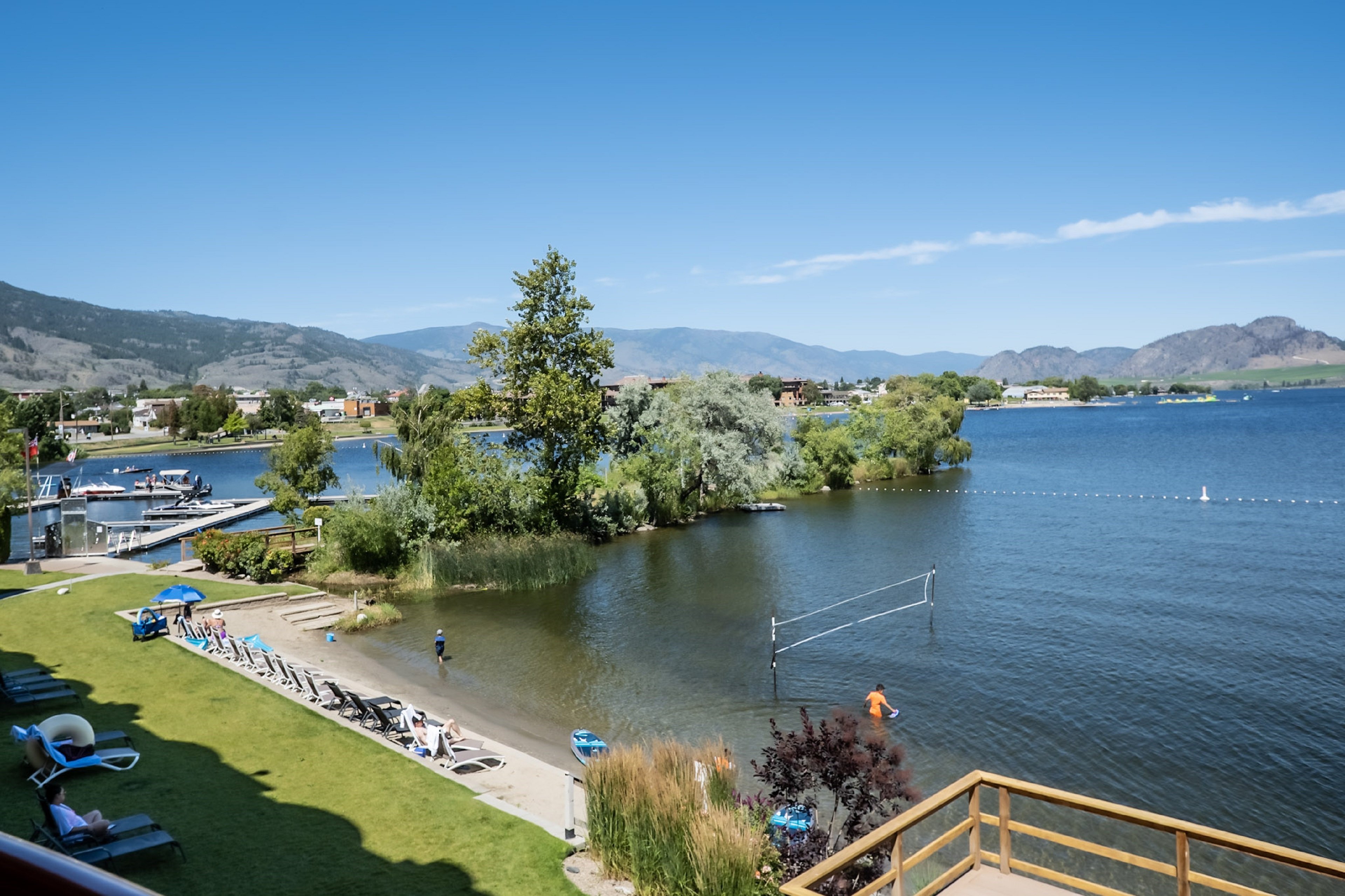 Holiday Inn Osoyoos 73/81