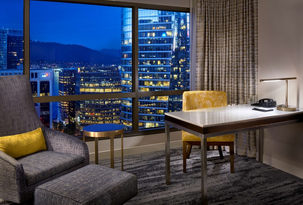 HYATT REGENCY VANCOUVER 34/72