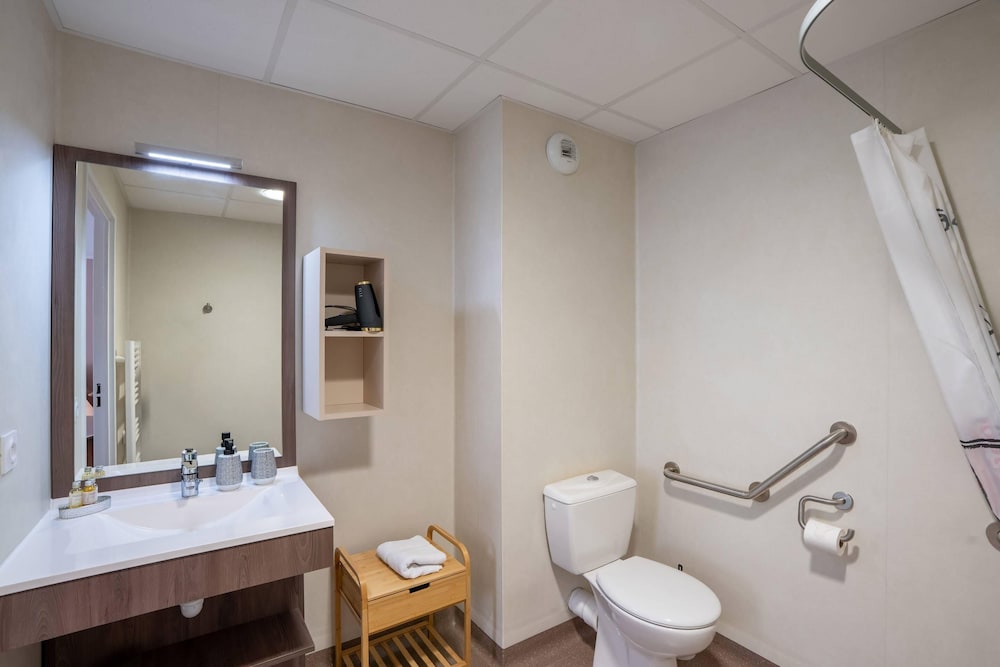 Quality Aparthotel Bourgoin-Jallieu 16/20