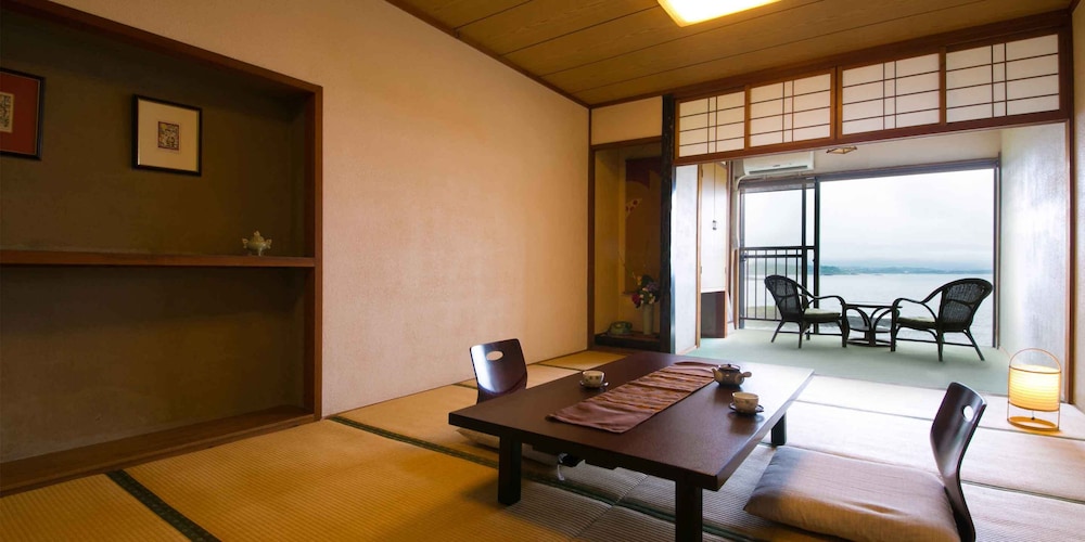 JAPANESE, OCEAN VIEW