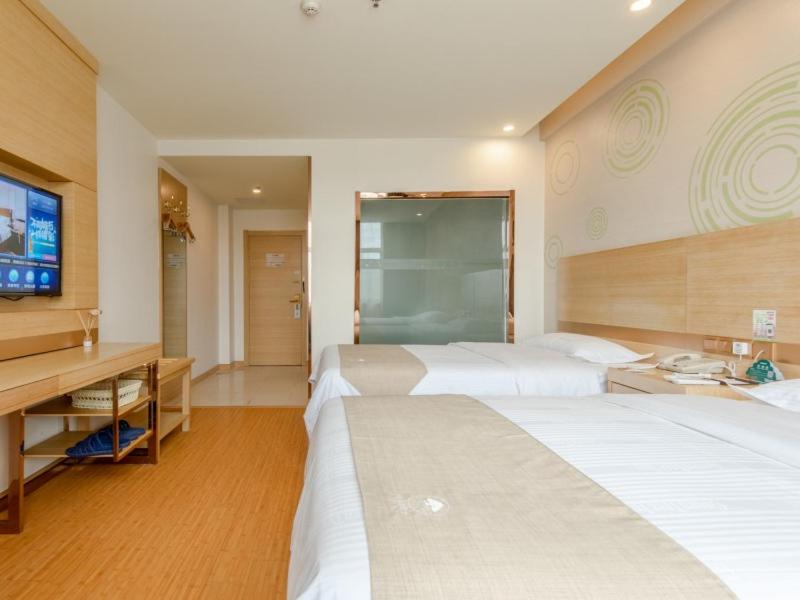 GREENTREE INN LIUAN HUOSHAN COUNTY YINGJIA AVENUE HOTEL 45/50