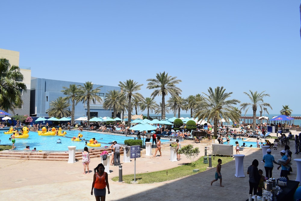 The Palms Beach Hotel And Spa 60/68