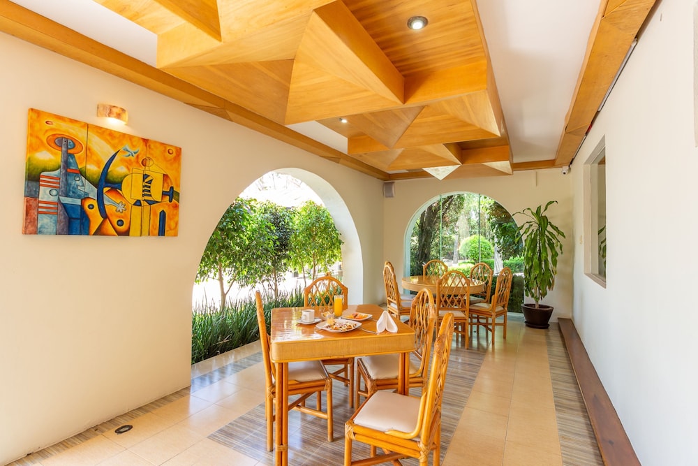 Hotel Hacienda Montesinos 43/58