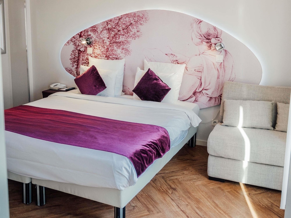 Hotel Mercure Paris Bastille Marais 24/72