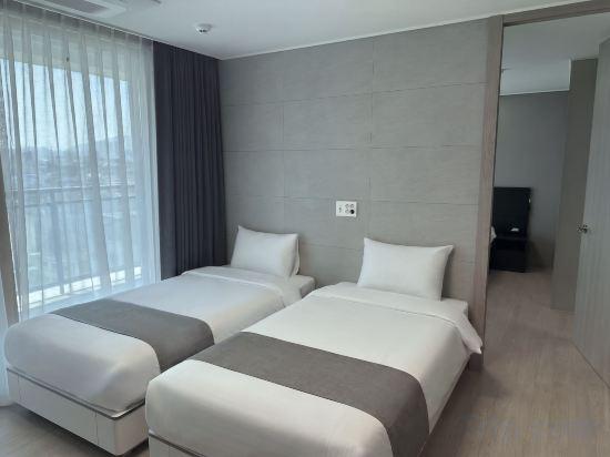 Bella, Junior Suite, Triple