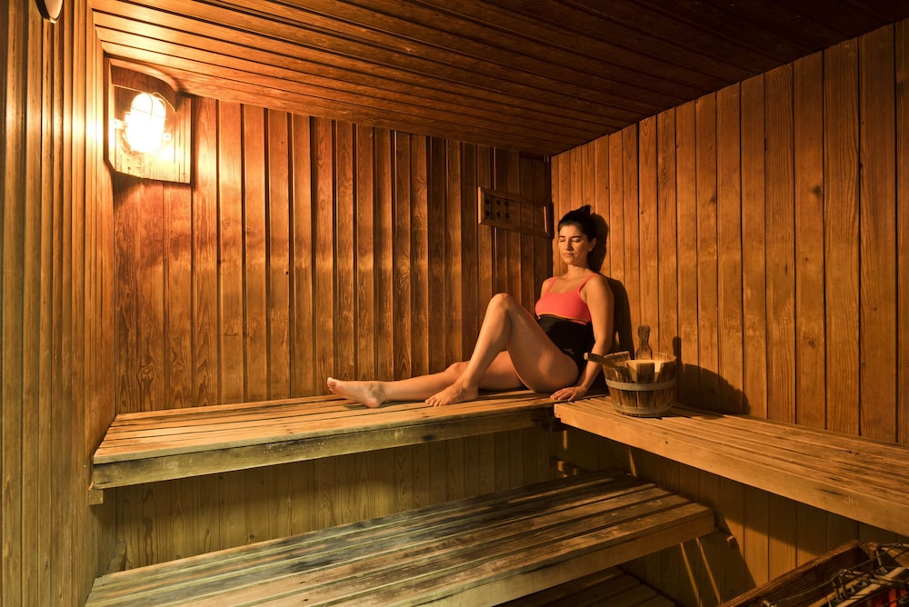 swimming pool spa