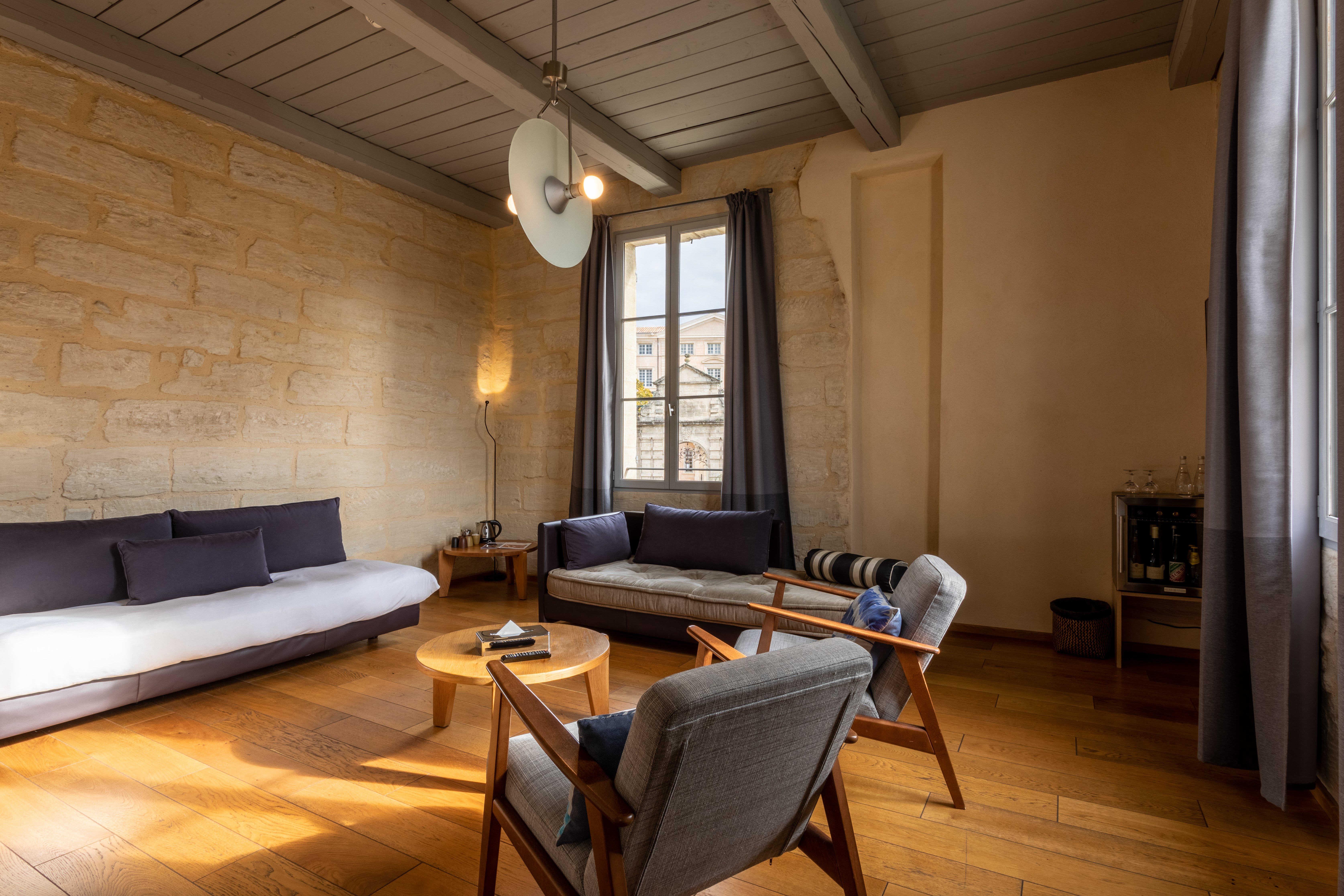 Boutique Hotel Entraigues 44/61