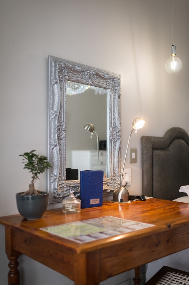 Batavia Boutique Hotel 64/71