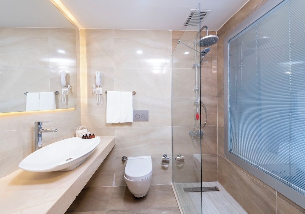 Amara Comfort Resort 40/40