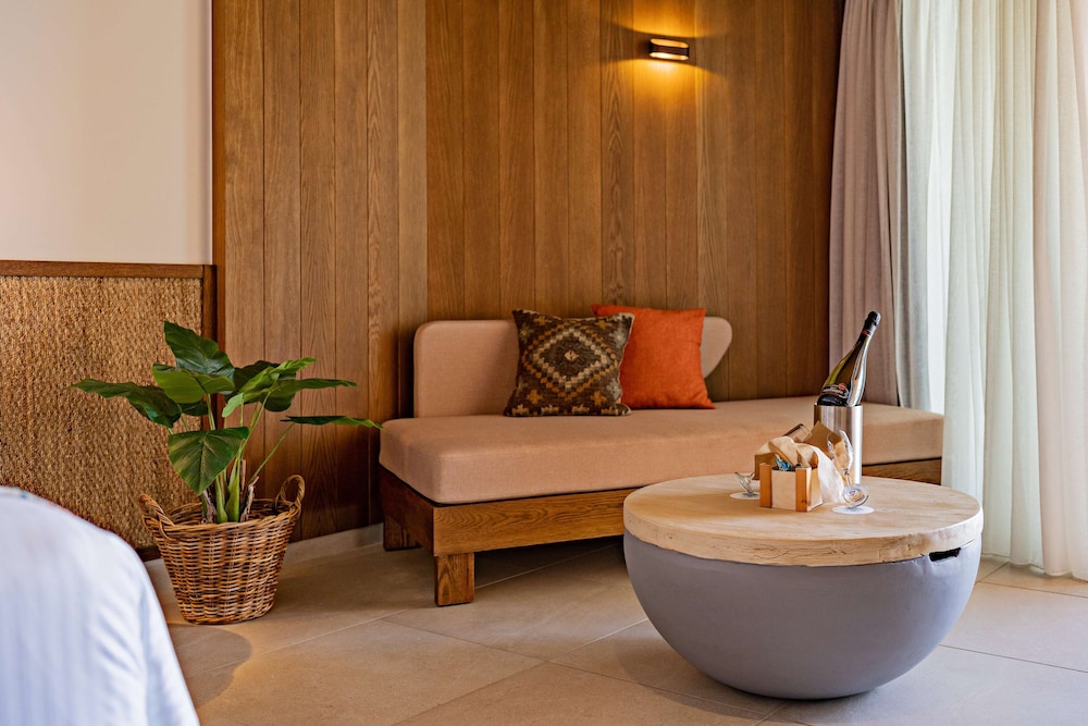 Minos Ambassador Suites Spa 29/50