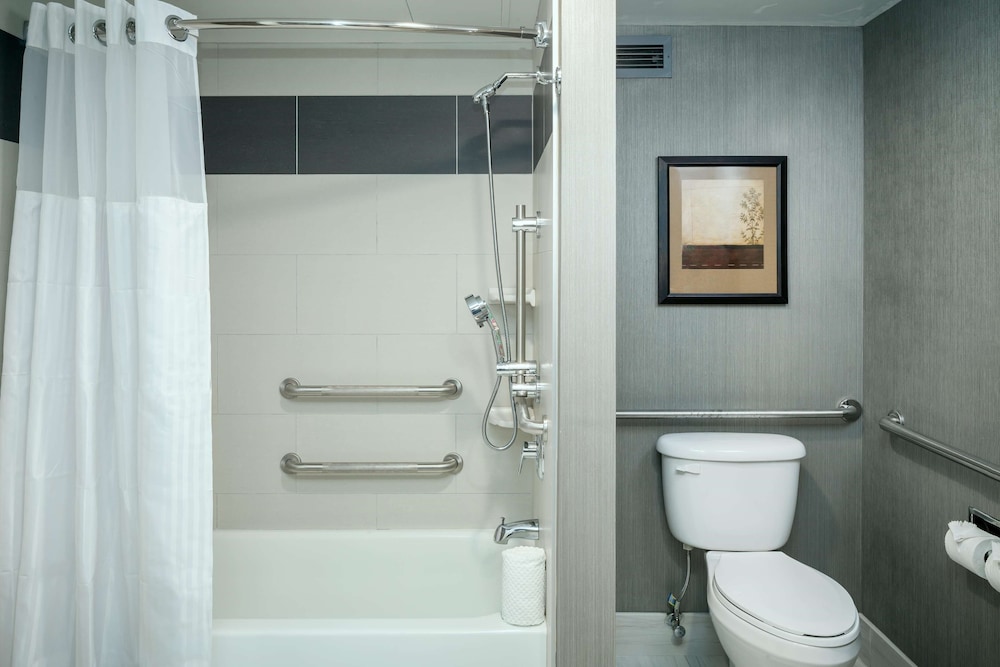 Hilton Brentwood/Nashville Suites 18/81