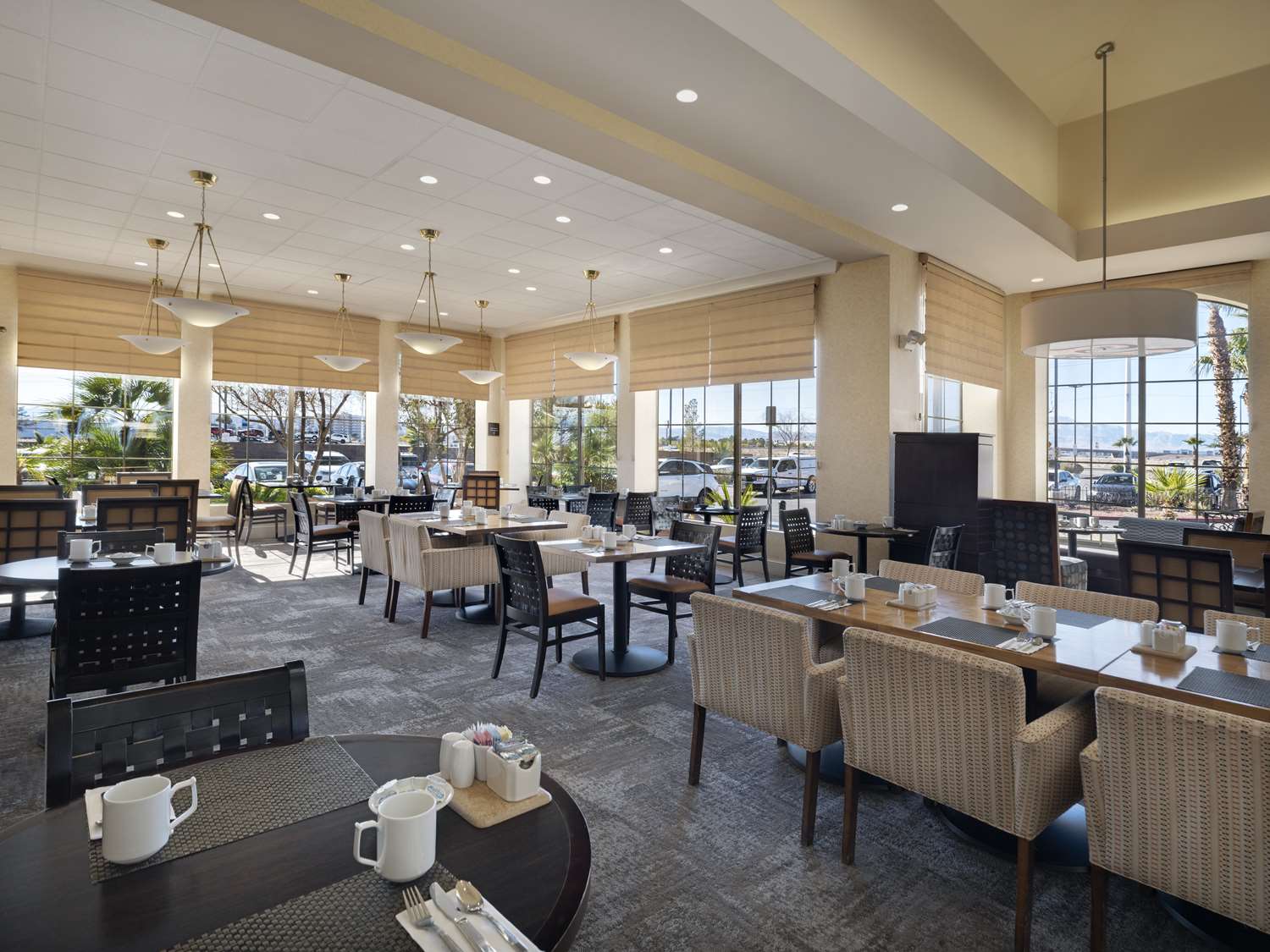 restaurant cafeteria