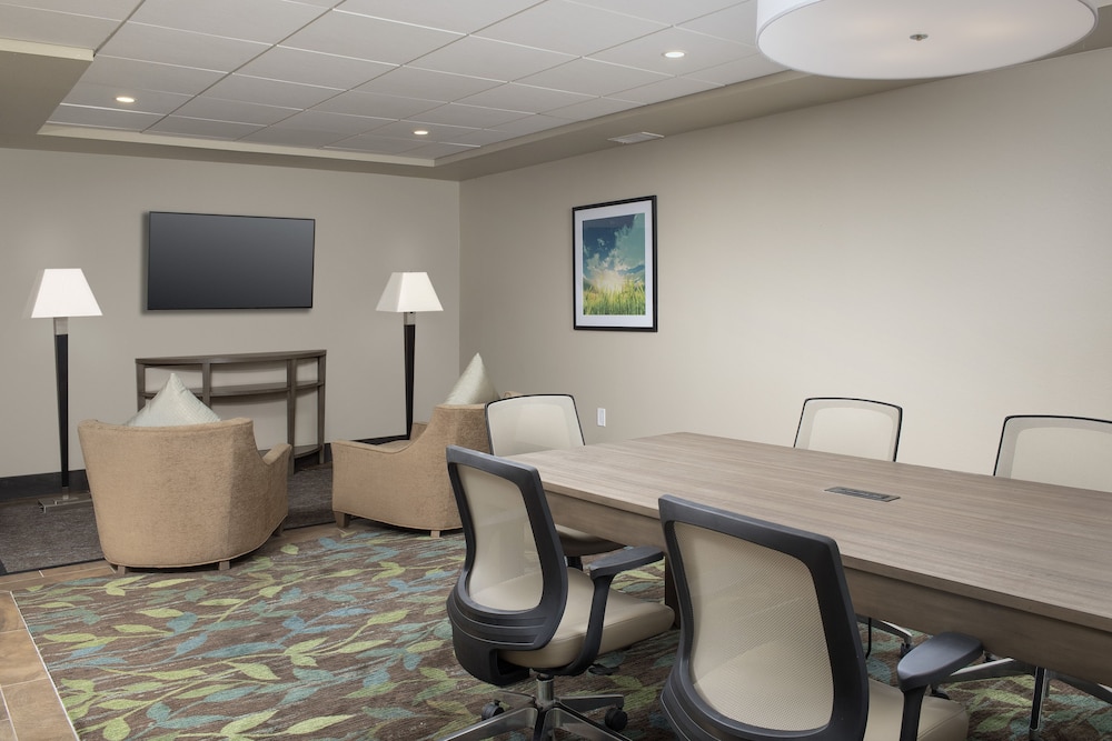 Candlewood Suites Alexandria West 52/58