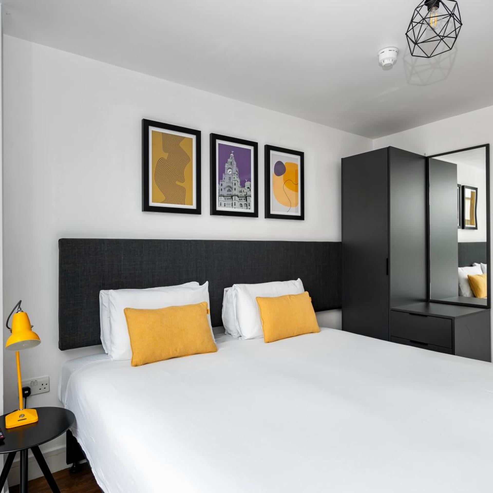 3 Bedrooms, Penthouse, 2 Bathrooms