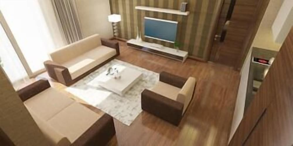 VOICE HOTEL 40/41