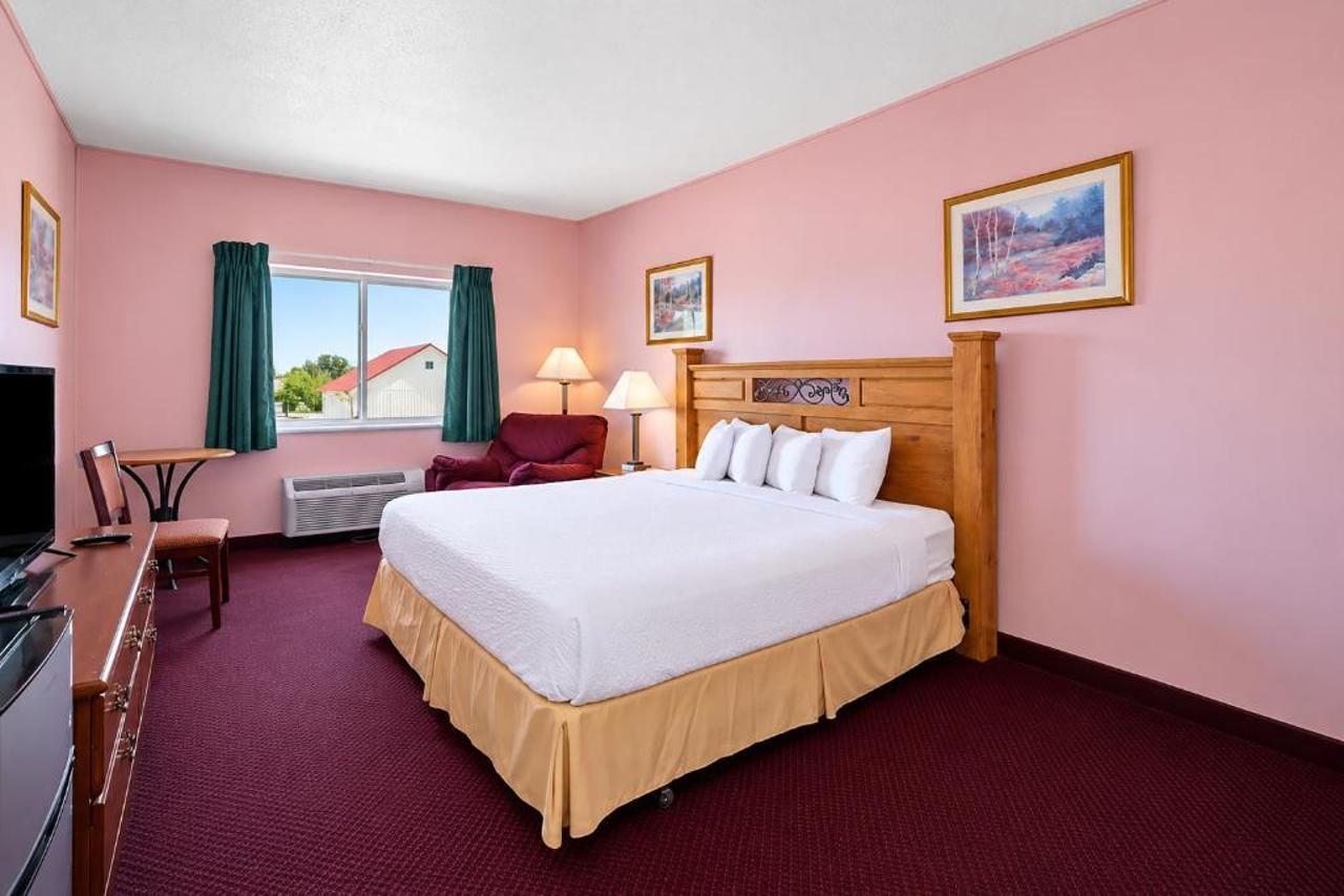 FairBridge Inn & Suites Williston, ND 6/33