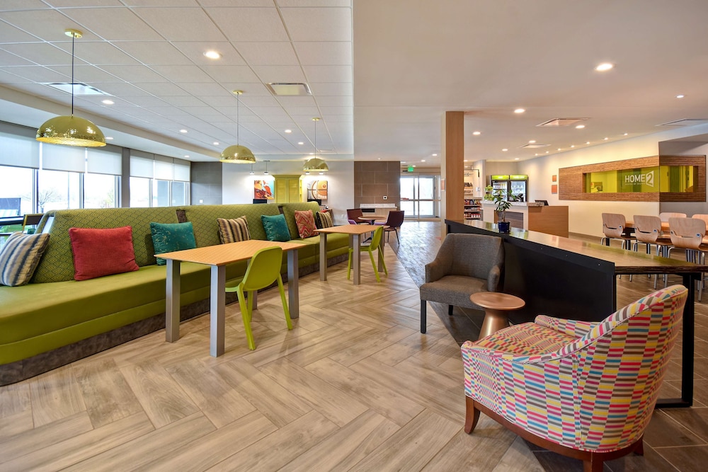 Home2 Suites by Hilton Eau Claire South 9/56