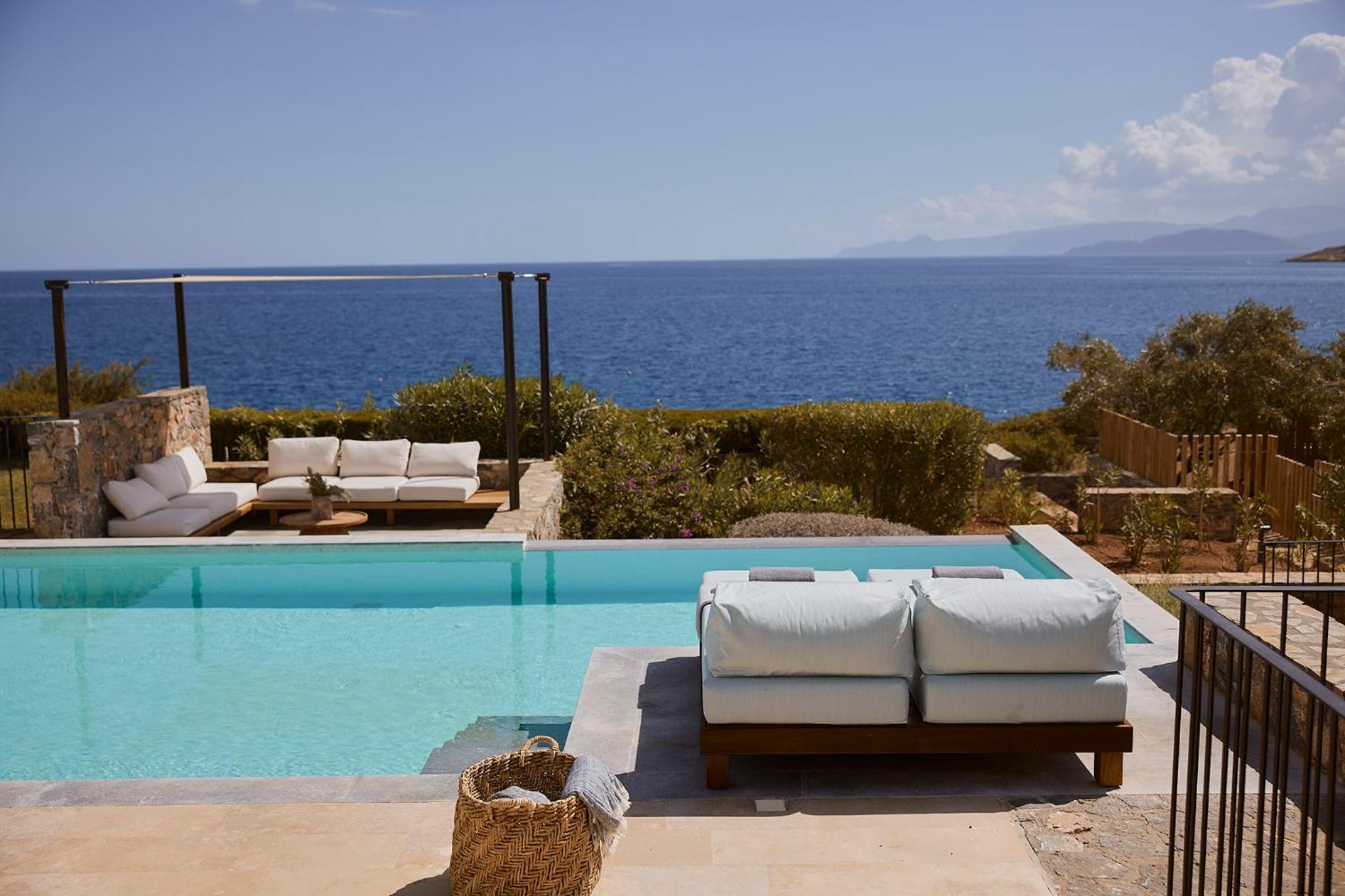 Thalassa Villas 16/50