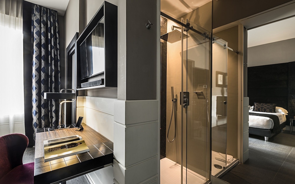 Rome Glam Hotel 12/62