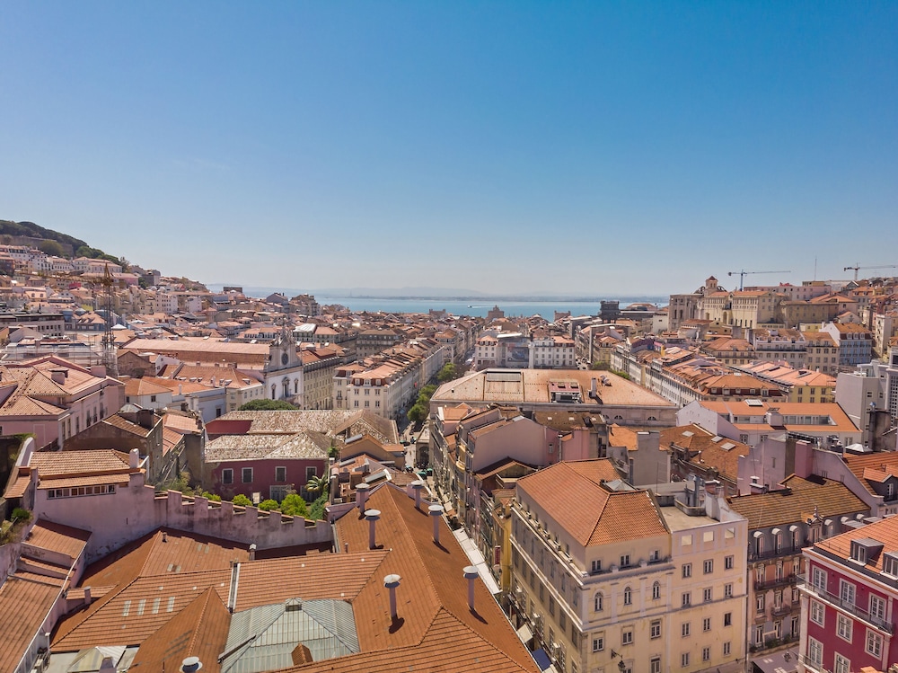 Lisbon Wine Hotel 58/60
