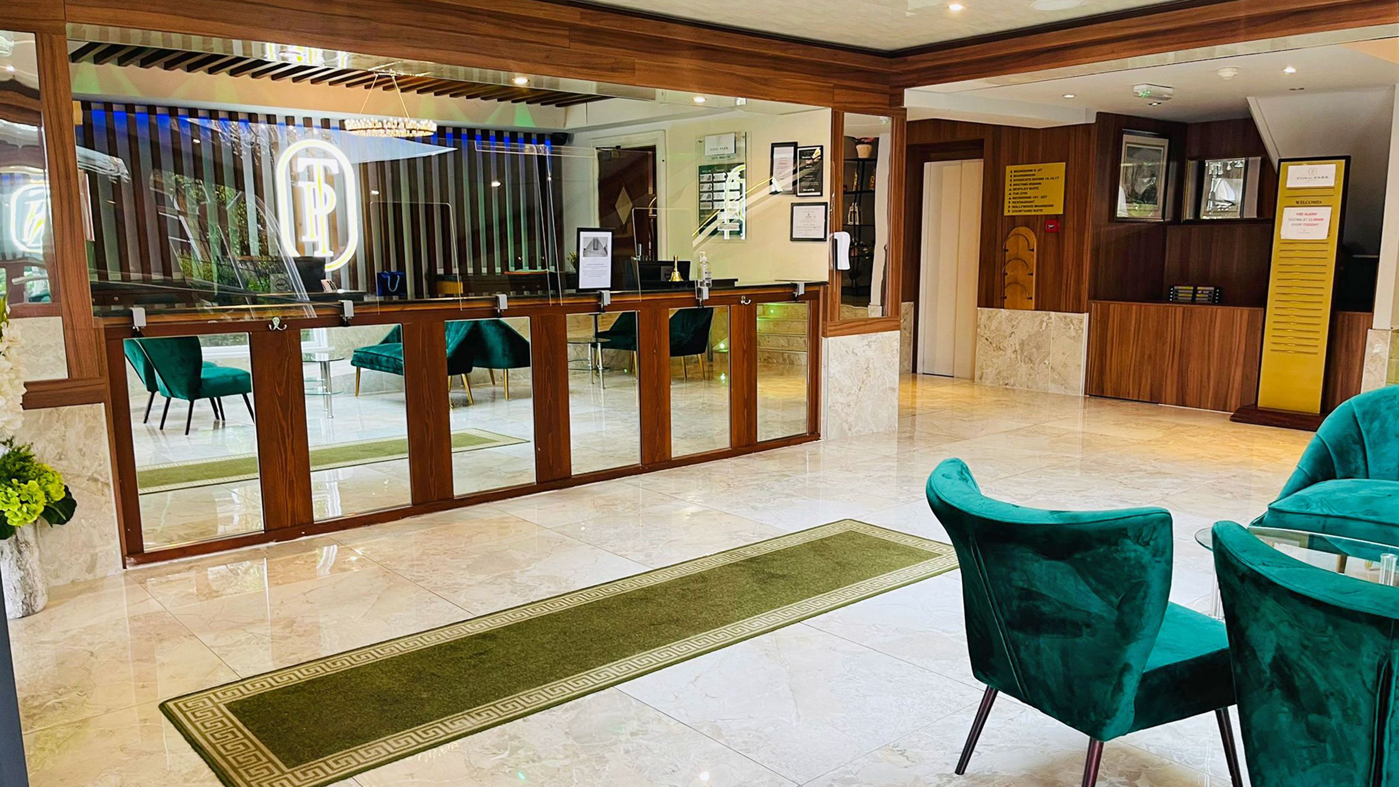 OYO Tong Park Hotel 9/50