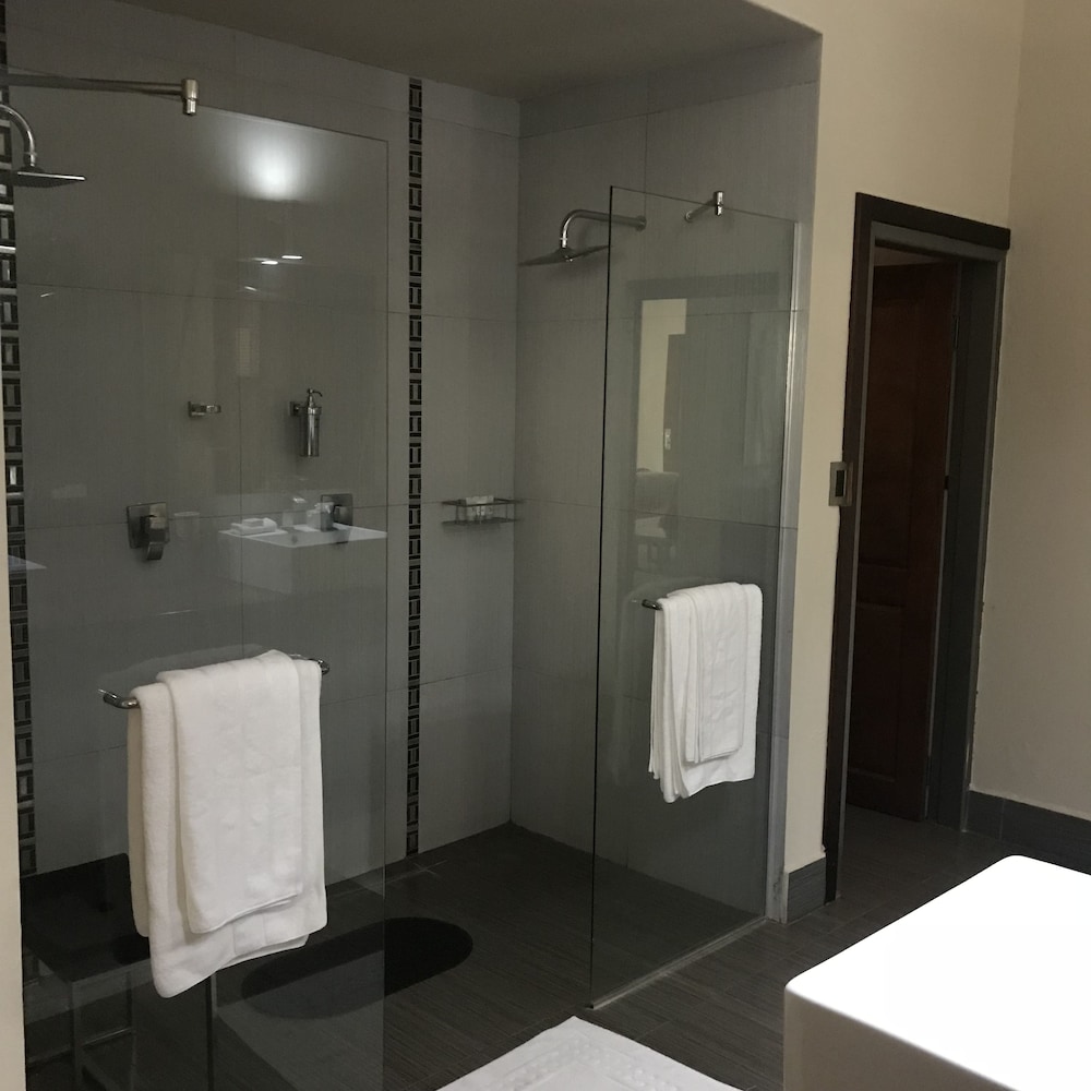 Ecolux Boutique Hotel 48/50