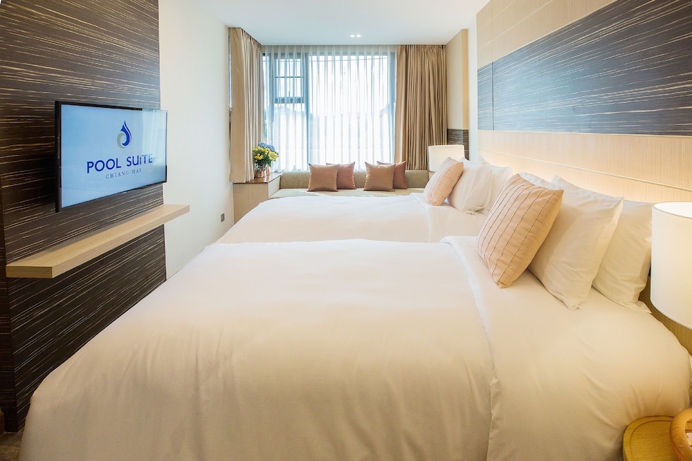 SUITE, DOUBLE BED, BALCONY