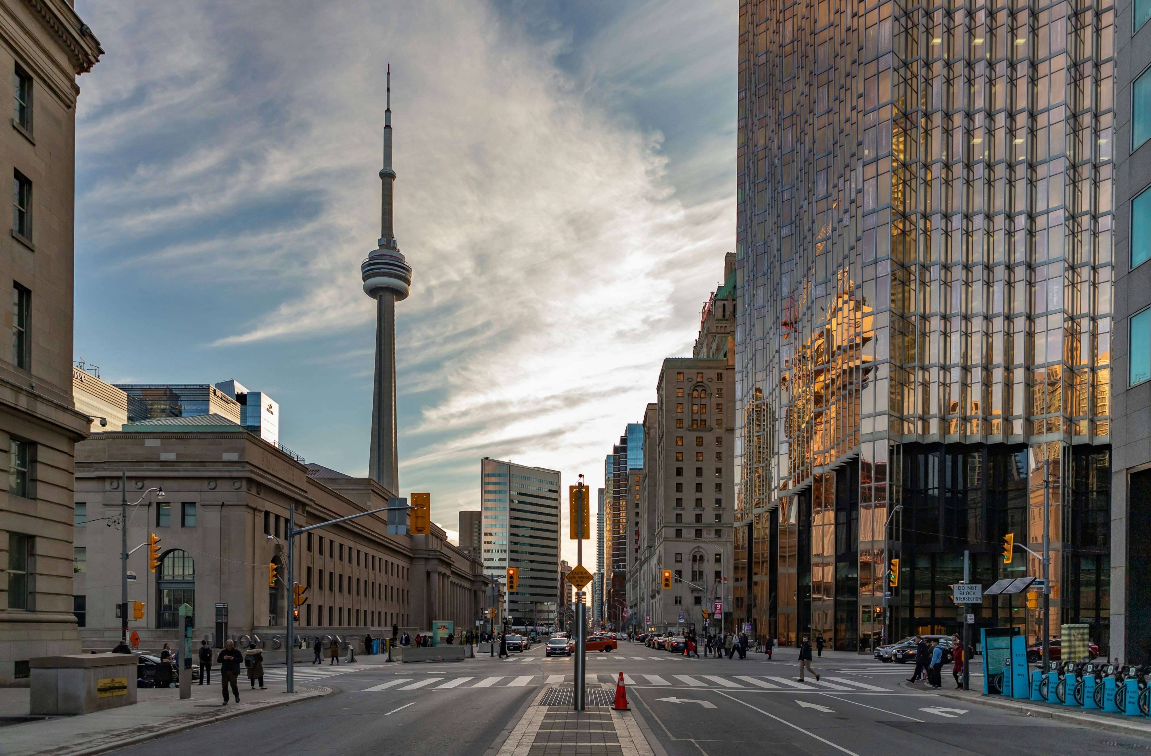 INTERCONTINENTAL TORONTO CENTRE 71/78