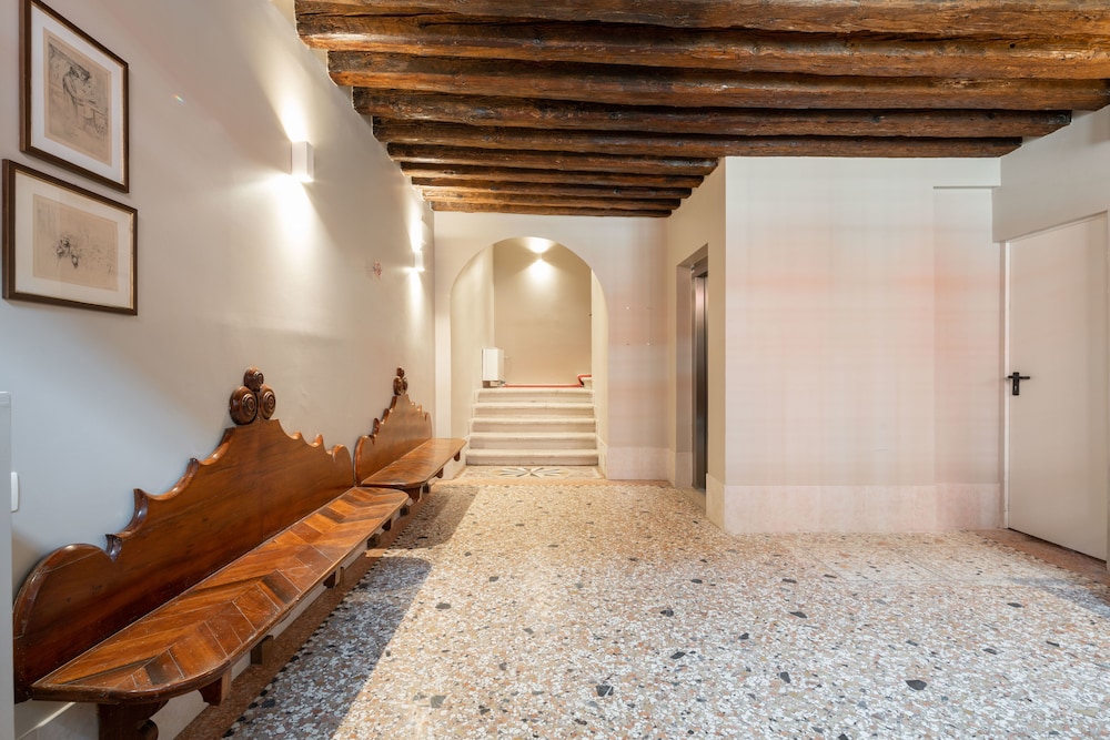 Hotel Palazzo Martinelli Dolfin 34/57