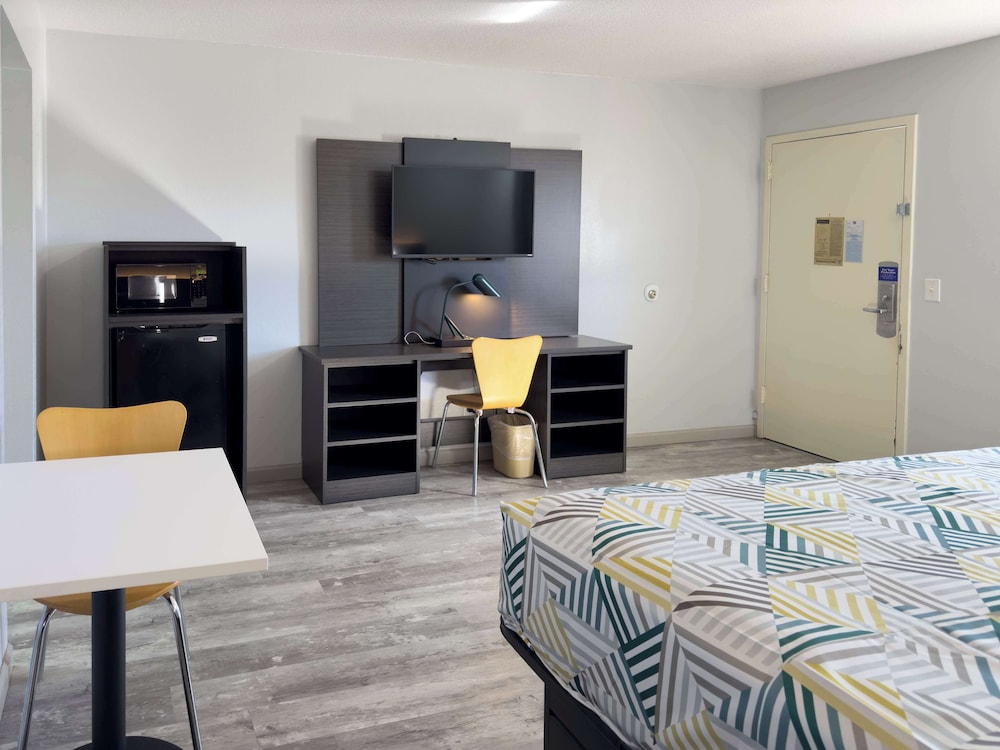 Motel6 Dyersburg, TN 28/50