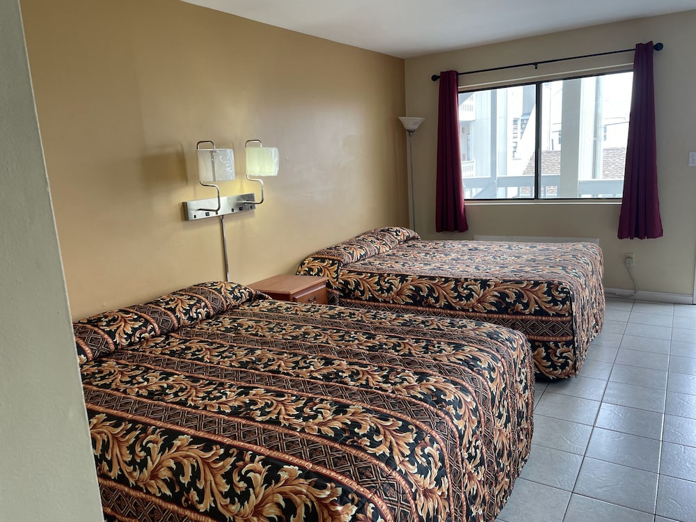 Sea Palace Motel 64/94