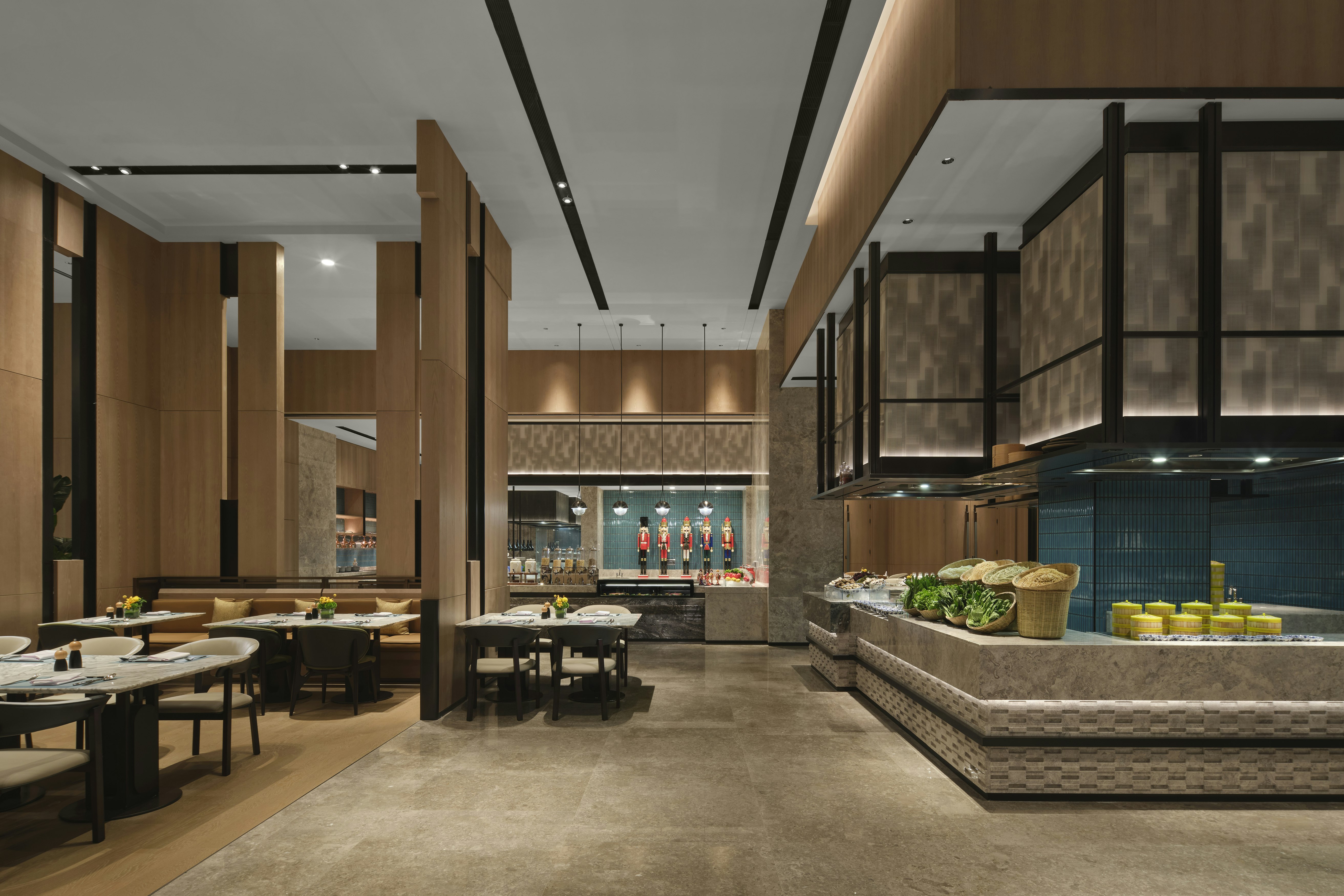 DoubleTree by Hilton Zhengzhou East 24/41