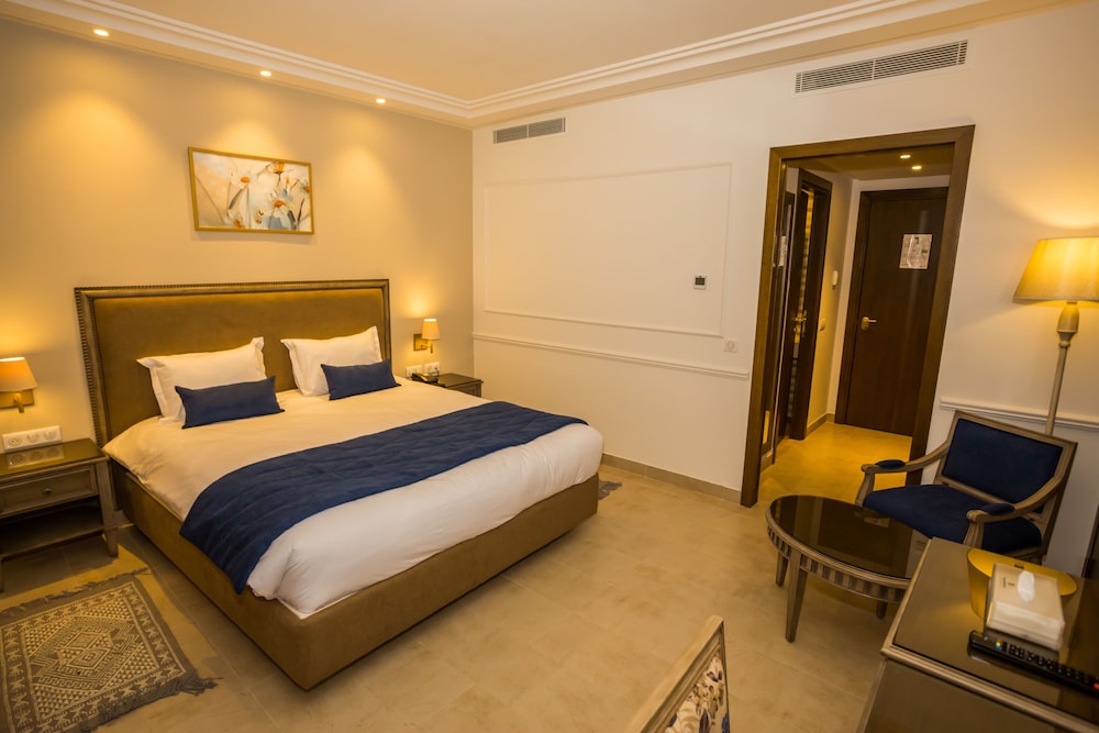 Palais Royal، صفاقس 15/30