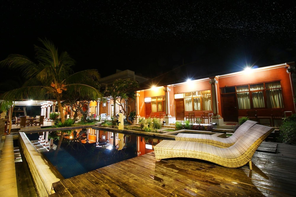 Hotel Wahyu Dana 41/46