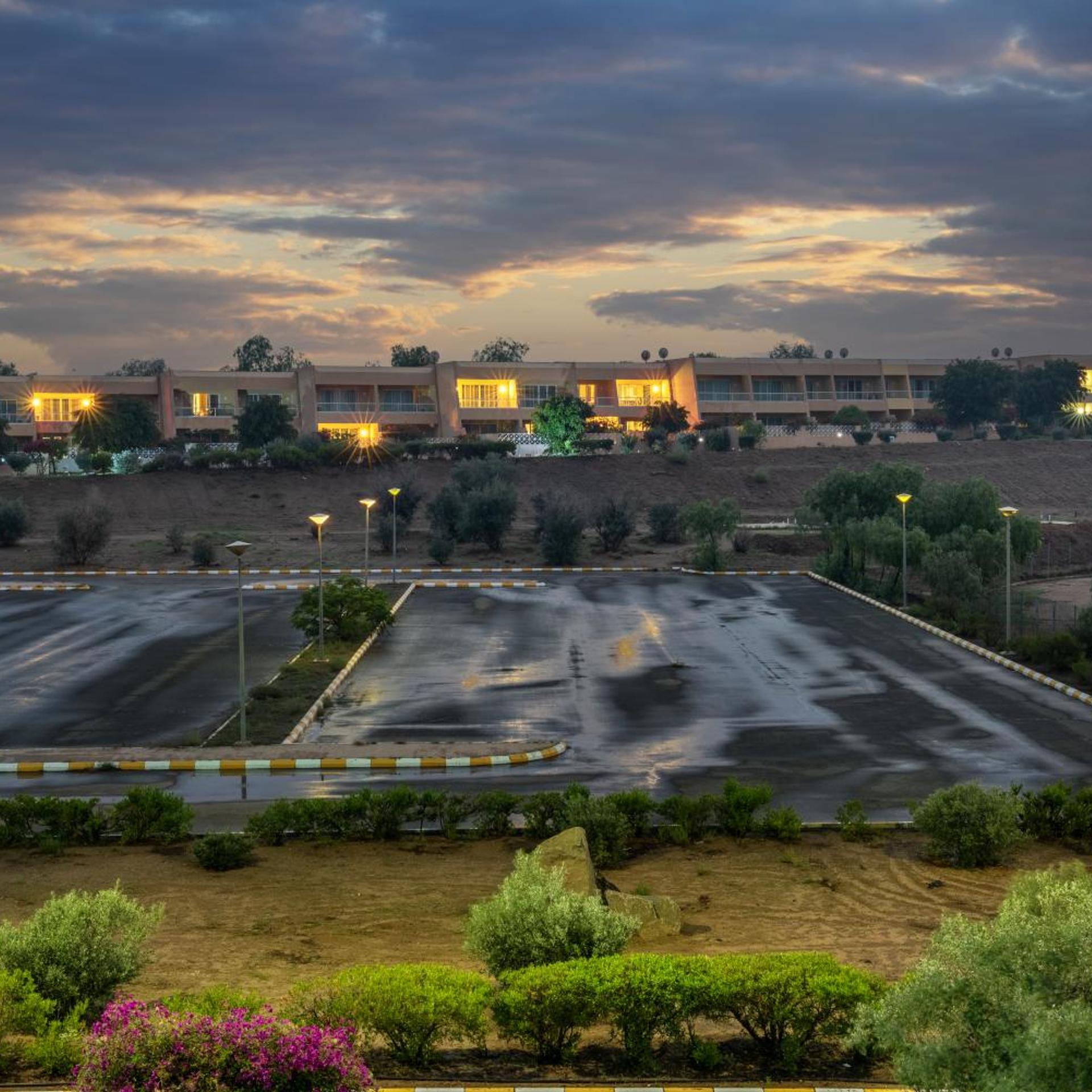 فندق المطار(Airport Hotel) 3/47
