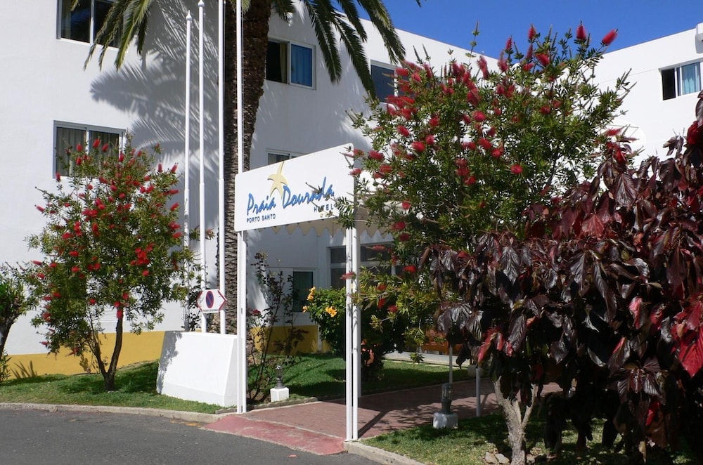 Praia Dourada Hotel 26/36