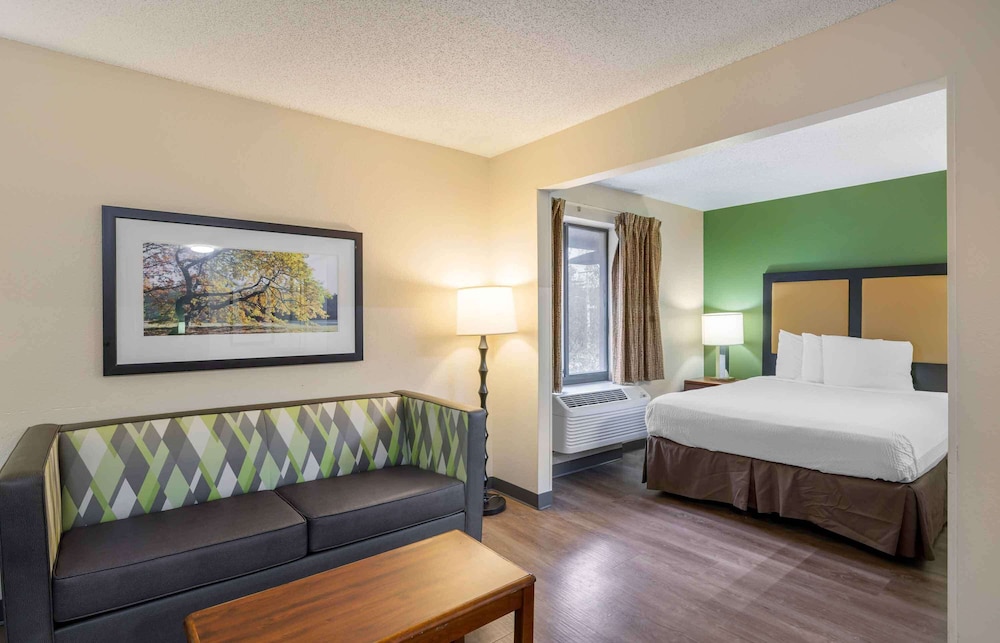 Extended Stay America - Omaha - West 12/52