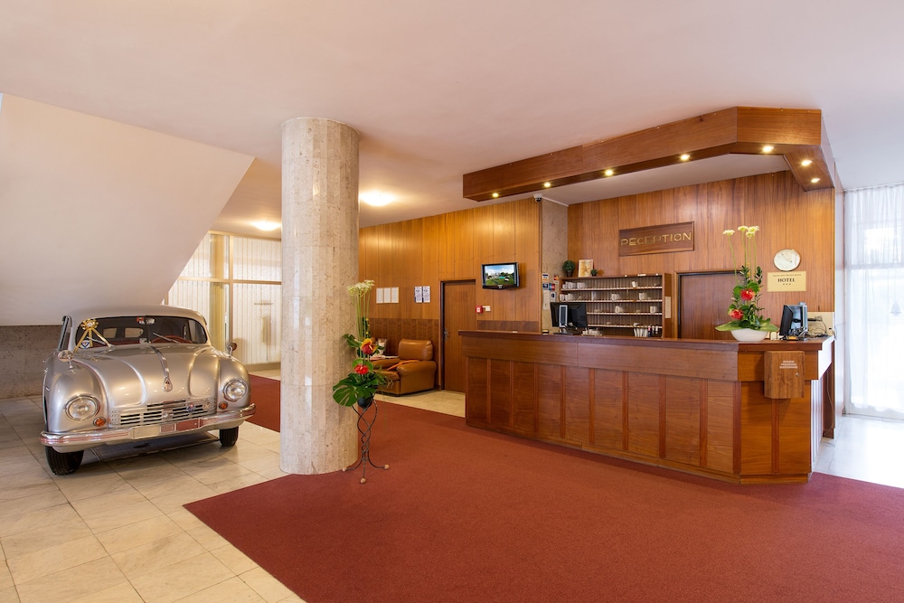 Spa Hotel Splendid Formerly Balnea Splendid Hotel 12/50