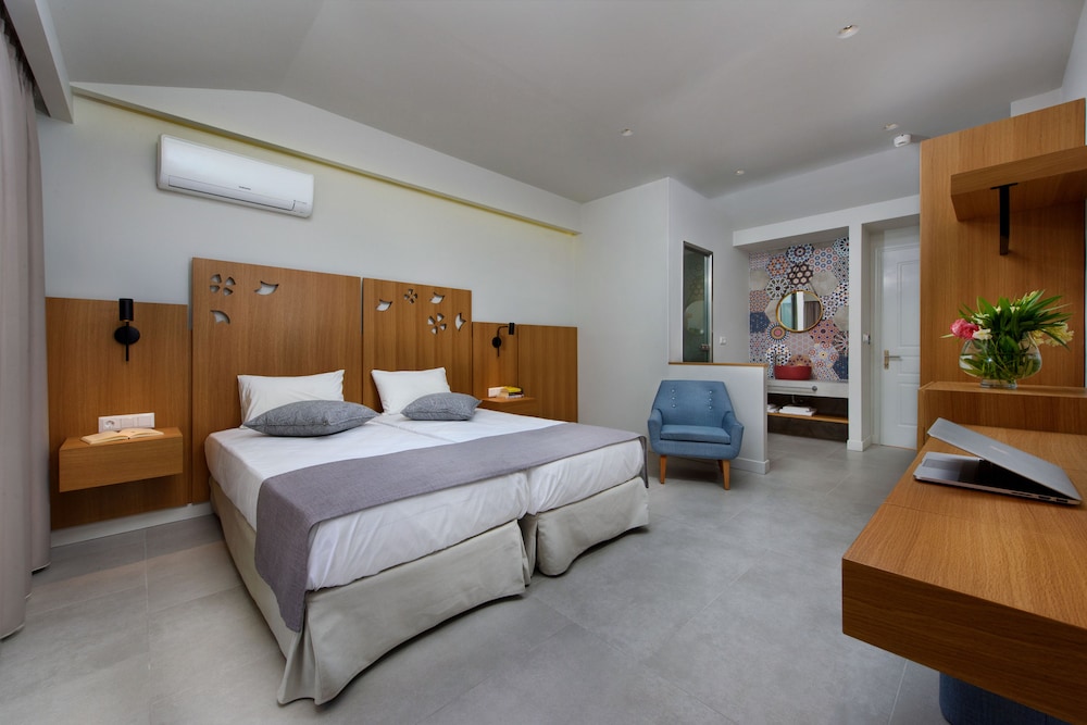 Olympion Village Hotel 11/50